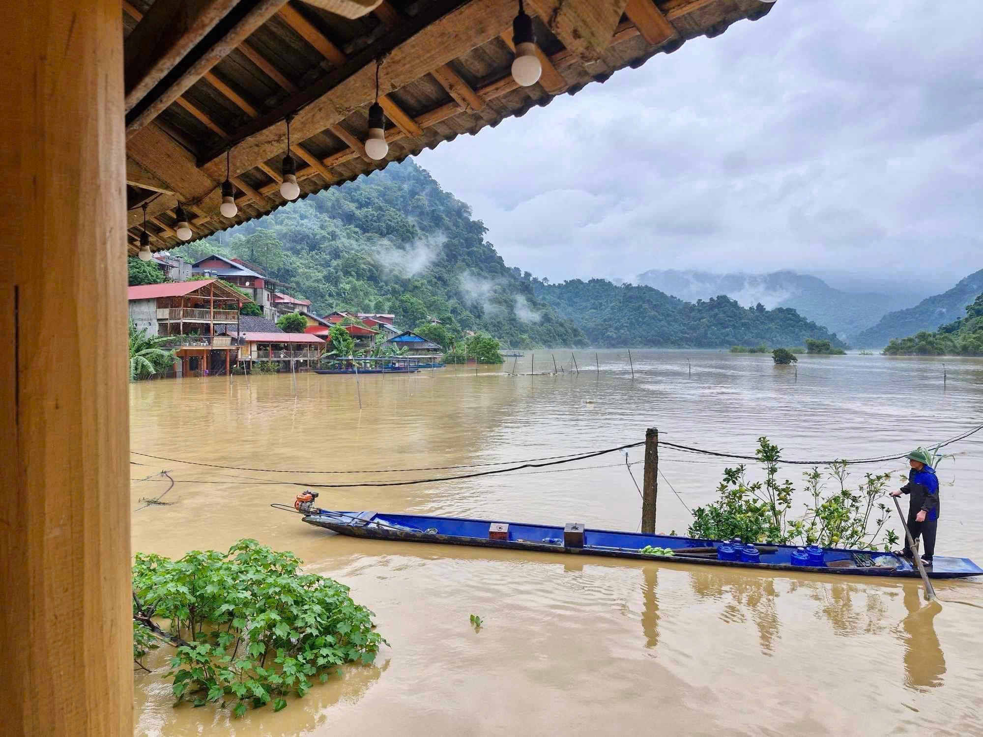 Bắc Kạn: Đảm bảo hàng hóa thiết yếu cho người dân vùng lũ Bắc Kạn: Đảm bảo hàng hóa thiết yếu cho người dân vùng lũ