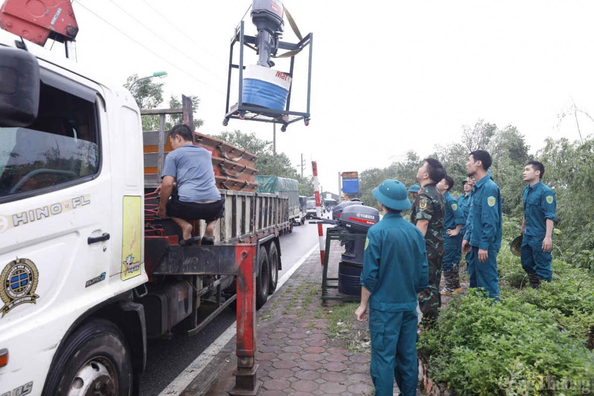 Chủ tịch Hà Nội: Tính toán phương án khi nước sông Hồng đạt mức báo động Chủ tịch Hà Nội: Tính toán phương án khi nước sông Hồng đạt mức báo động