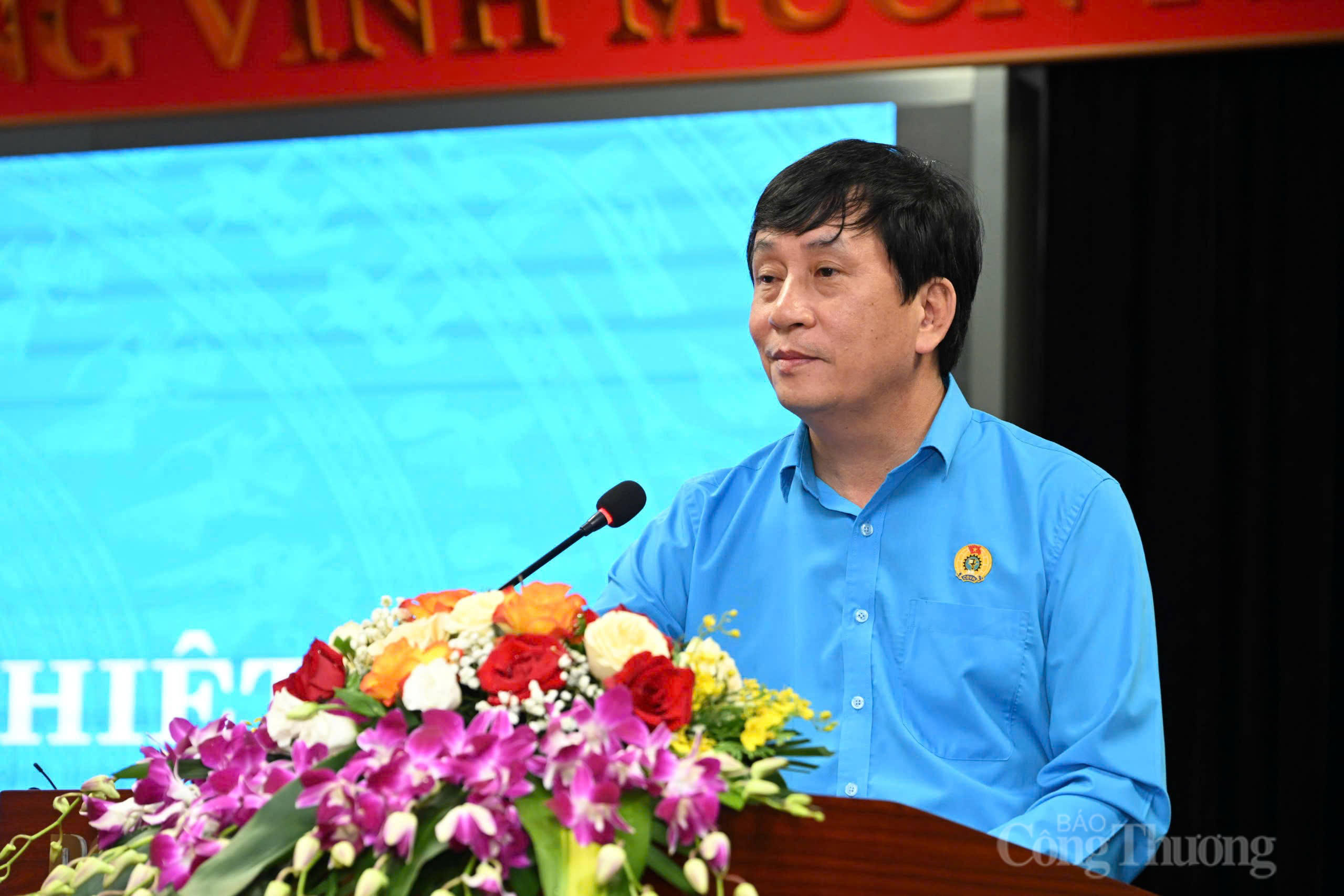 Bộ Công Thương phát động ủng hộ đồng bào bị thiệt hại do bão, lũ gây ra Bộ Công Thương phát động ủng hộ đồng bào bị thiệt hại do bão, lũ gây ra