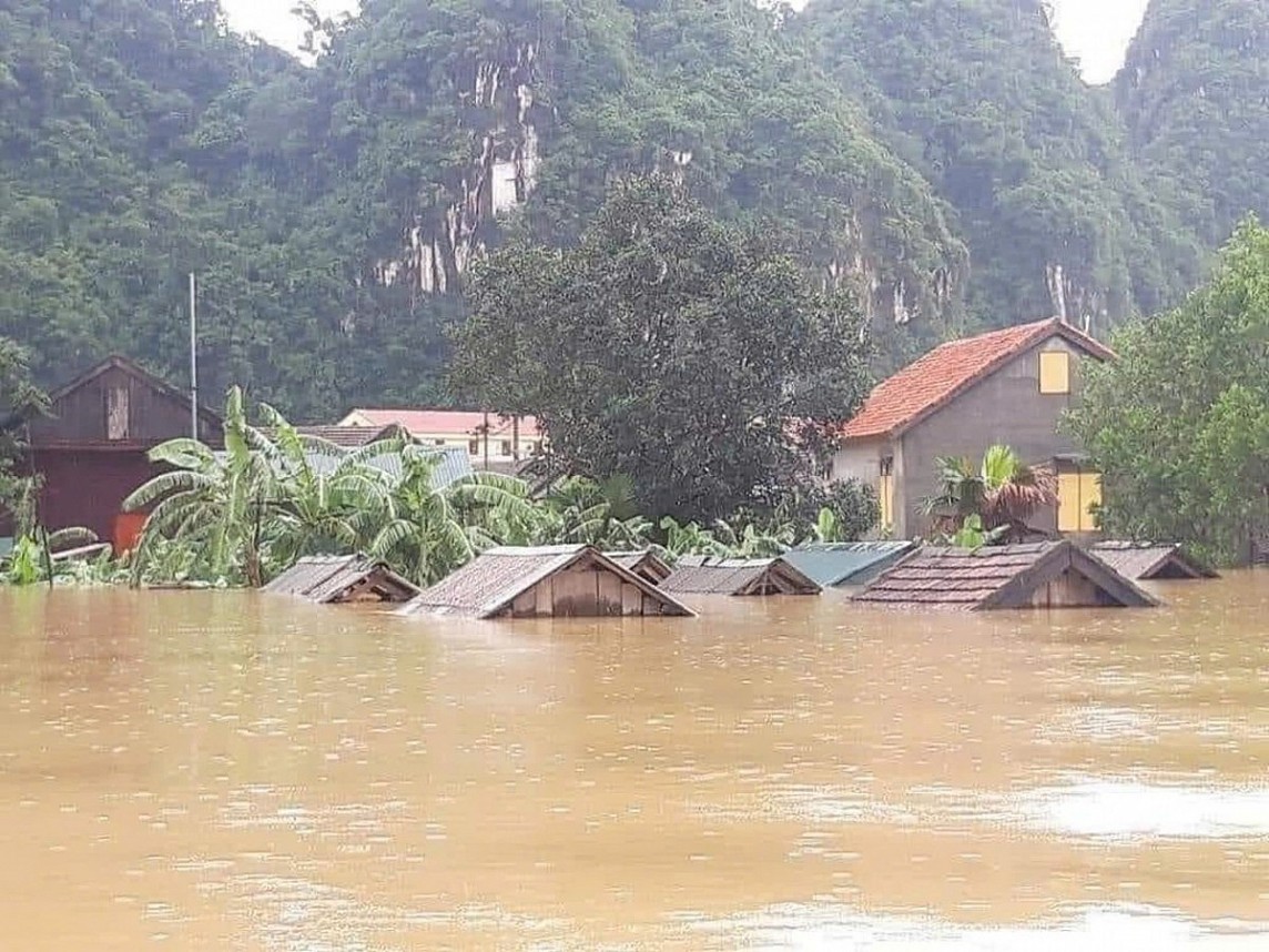 Cơn bão số 3 gây thiệt hại nghiêm trọng về người và của tại Yên Bái Cơn bão số 3 gây thiệt hại nghiêm trọng về người và của tại Yên Bái