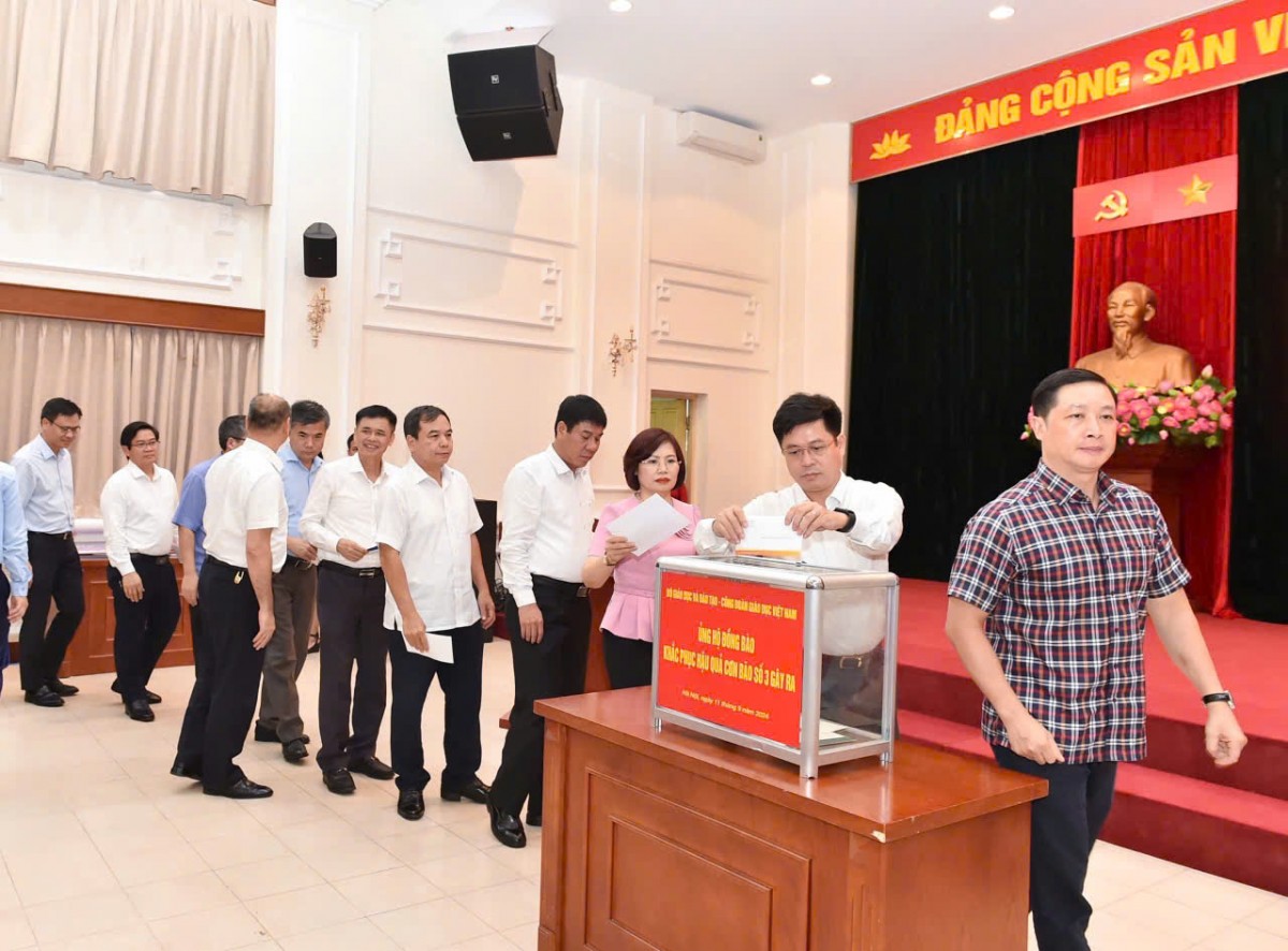 Bộ Giáo dục và Đào tạo phát động ủng hộ đồng bào bị thiệt hại do bão số 3 Bộ Giáo dục và Đào tạo phát động ủng hộ đồng bào bị thiệt hại do bão số 3