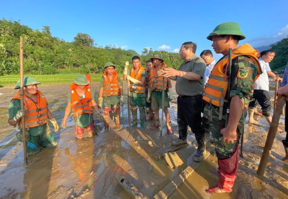 Thủ tướng Phạm Minh Chính chỉ đạo khắc phục thiên tai tại tỉnh Lào Cai Thủ tướng Phạm Minh Chính chỉ đạo khắc phục thiên tai tại tỉnh Lào Cai