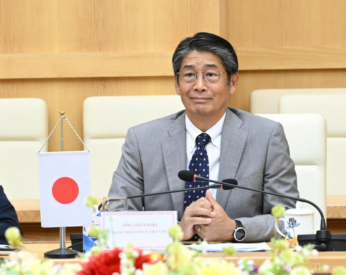 Bộ trưởng Nguyễn Hồng Diên: Việc triển khai các dự án điện phải tuân thủ theo quy định pháp luật Việt Nam Bộ trưởng Nguyễn Hồng Diên: Việc triển khai các dự án điện phải tuân thủ theo quy định pháp luật Việt Nam