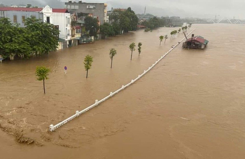 Hỗ trợ khẩn cấp 150 tỷ đồng cho Lào Cai khắc phục thiệt hại do bão số 3. (Ảnh: vov.vn) Hỗ trợ khẩn cấp 150 tỷ đồng cho Lào Cai khắc phục thiệt hại do bão số 3. (Ảnh: vov.vn)