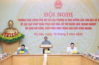 Thủ tướng chủ trì Hội nghị Thường trực Chính phủ với các địa phương bị ảnh hưởng của cơn bão số 3