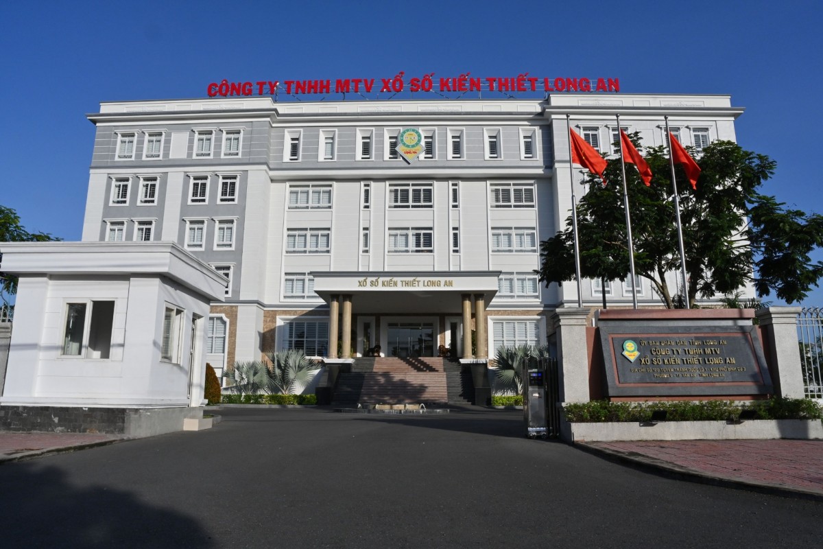 Tại ngày 31/12/2023, Công ty Xổ số Kiến thiết Long An. Ảnh Công ty XSKT Long An Tại ngày 31/12/2023, Công ty Xổ số Kiến thiết Long An. Ảnh Công ty XSKT Long An