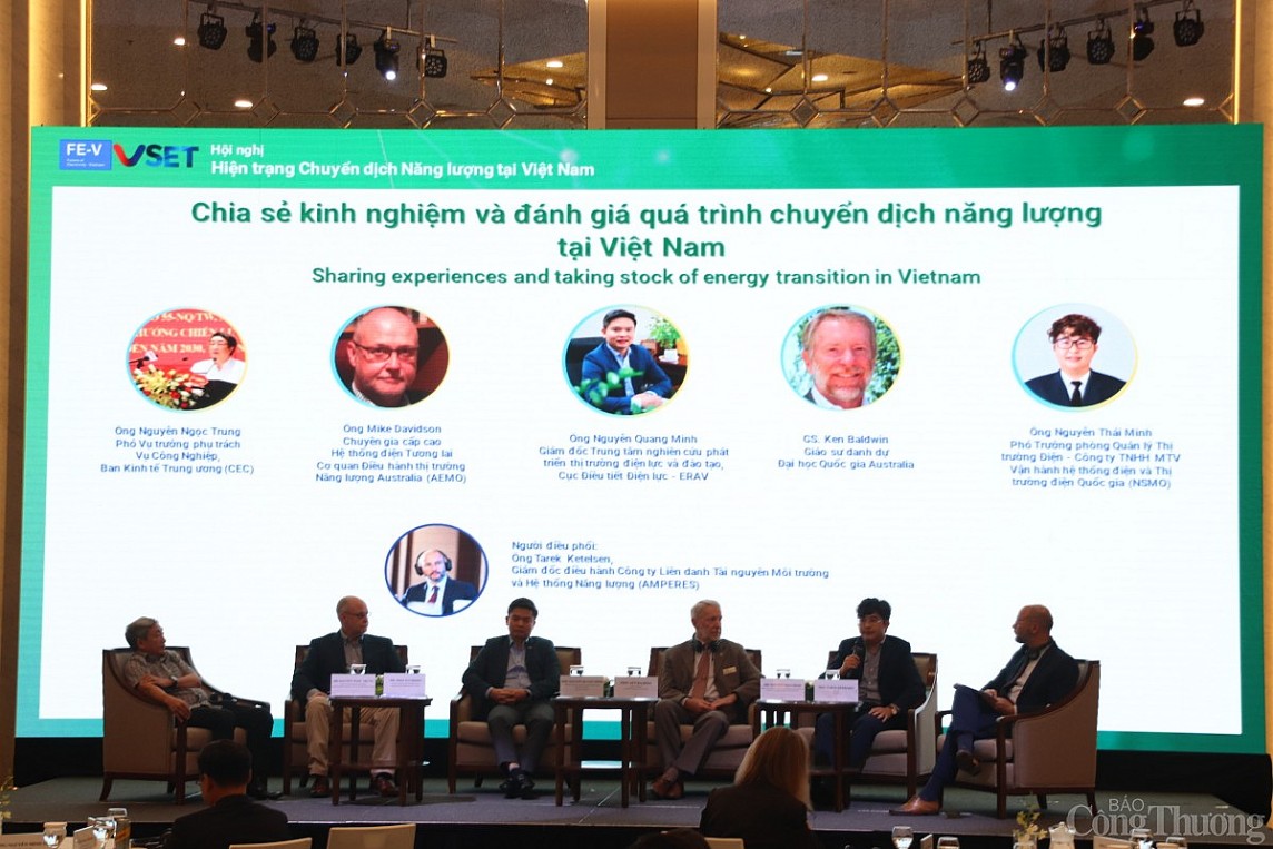 Tìm kiếm giải pháp thiết thực, khả thi cho tương lai ngành điện tại Việt Nam Tìm kiếm giải pháp thiết thực, khả thi cho tương lai ngành điện tại Việt Nam