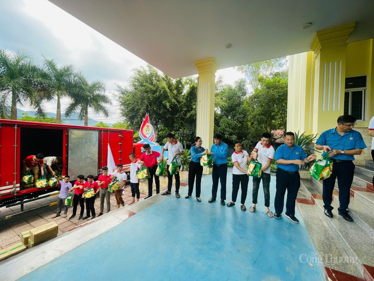 Công đoàn Công Thương Việt Nam trao ủng hộ tại Cao Bằng Công đoàn Công Thương Việt Nam trao ủng hộ tại Cao Bằng