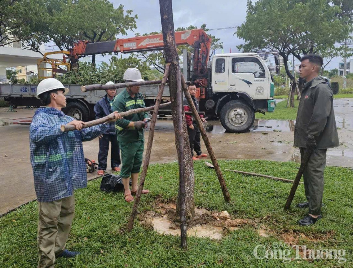 Đà Nẵng: Người dân chủ động ứng phó bão số 4