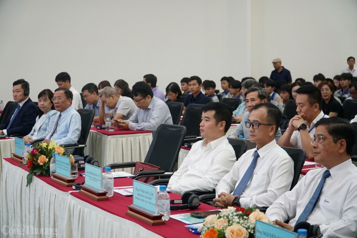 Khai mạc Hội nghị quốc gia về sử dụng năng lượng hiệu quả, Sản xuất và tiêu dùng bền vững Khai mạc Hội nghị quốc gia về sử dụng năng lượng hiệu quả, Sản xuất và tiêu dùng bền vững