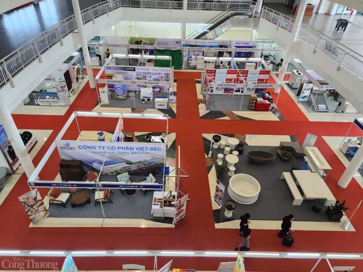 Khai mạc Hội nghị quốc gia về sử dụng năng lượng hiệu quả, Sản xuất và tiêu dùng bền vững Khai mạc Hội nghị quốc gia về sử dụng năng lượng hiệu quả, Sản xuất và tiêu dùng bền vững