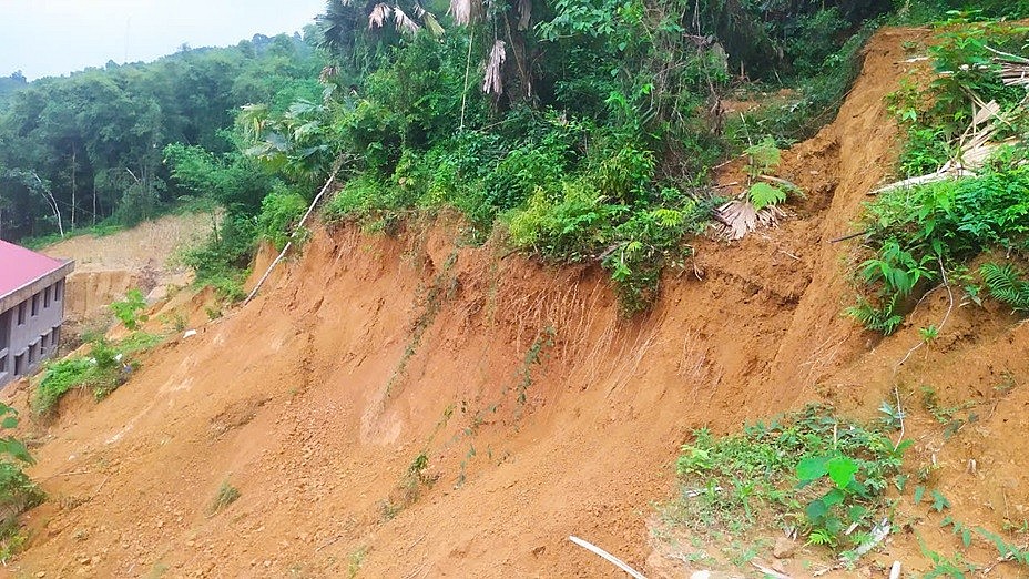 Mưa lớn trên diện rộng, khiến nhiều huyện miền núi tỉnh Thanh Hóa có nguy cơ bị sạt lở Mưa lớn trên diện rộng, khiến nhiều huyện miền núi tỉnh Thanh Hóa có nguy cơ bị sạt lở