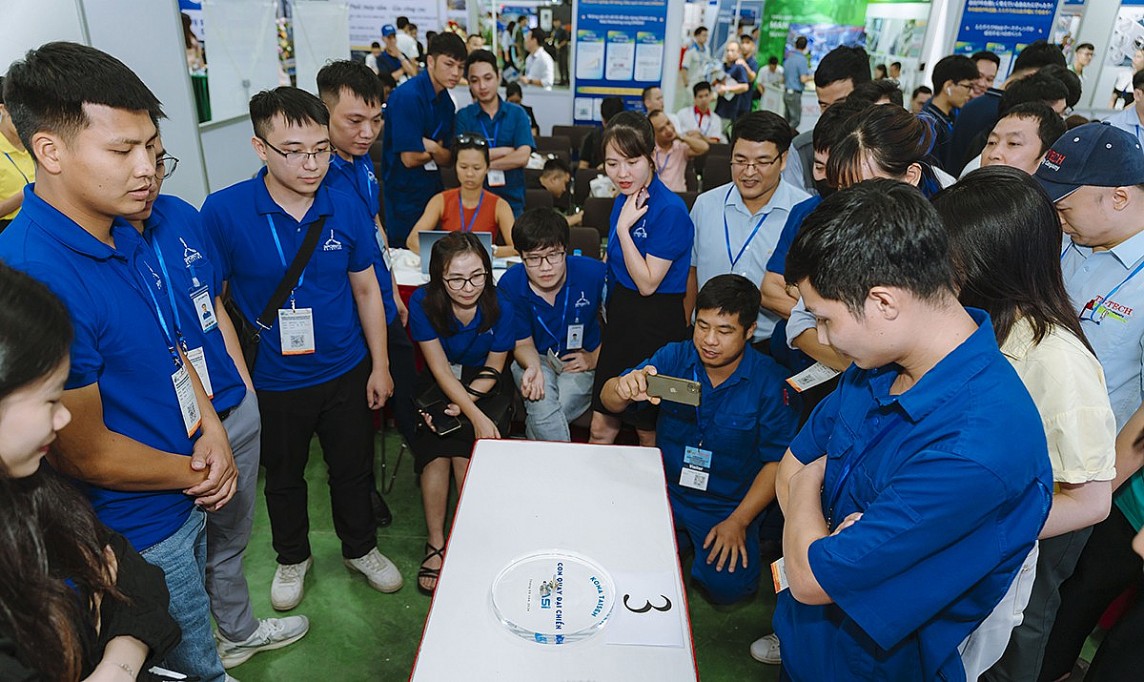 Cuộc thi Con quay Đại chiến VASI 2024 Cuộc thi Con quay Đại chiến VASI 2024