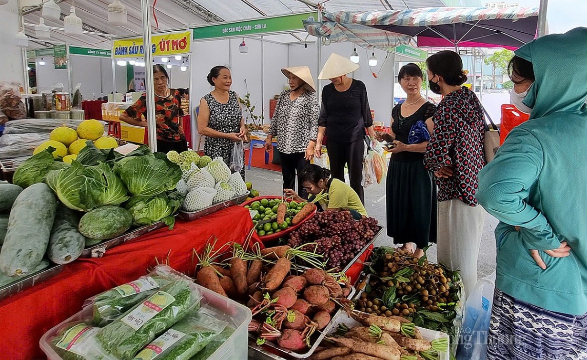Hà Nội: Kết nối đưa nông sản hàng hóa về với người tiêu dùng Thủ đô Hà Nội: Kết nối đưa nông sản hàng hóa về với người tiêu dùng Thủ đô