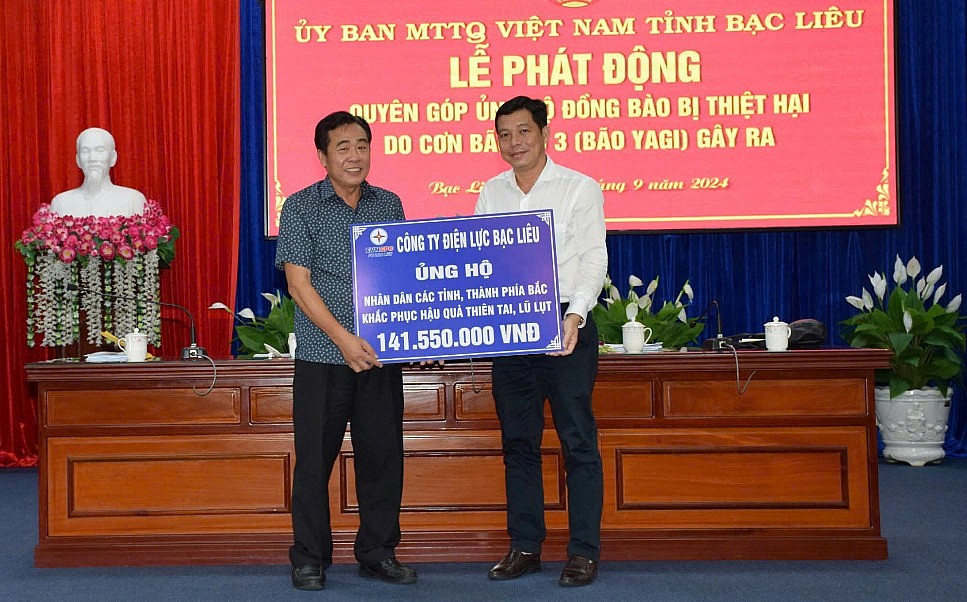 Ngành điện miền Nam quyên góp gần 14 tỷ đồng ủng hộ đồng bào miền Bắc