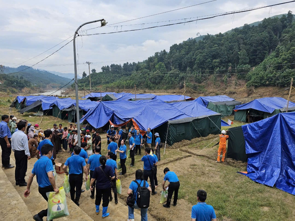 Petrovietnam khởi công, quyết tâm tái thiết khu dân cư thôn Kho Vàng Petrovietnam khởi công, quyết tâm tái thiết khu dân cư thôn Kho Vàng