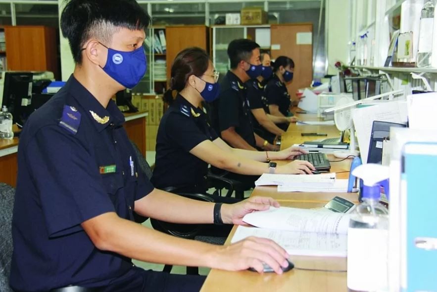 TP. Hồ Chí Minh: Chuyển hồ sơ Công ty Young Inner Vina sang cơ quan điều tra TP. Hồ Chí Minh: Chuyển hồ sơ Công ty Young Inner Vina sang cơ quan điều tra