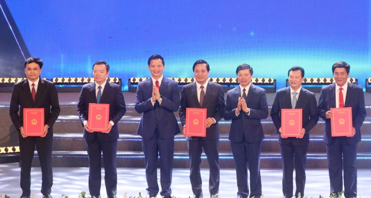 Thủ tướng Chính phủ dự Hội nghị công bố Quy hoạch và Xúc tiến đầu tư tỉnh Bắc Ninh năm 2024 Thủ tướng Chính phủ dự Hội nghị công bố Quy hoạch và Xúc tiến đầu tư tỉnh Bắc Ninh năm 2024