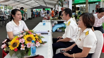 Doanh nghiệp Đắk Lắk 'đạp sóng vượt chông gai' khát vọng xây dựng tỉnh nhà giàu đẹp, văn minh, bản sắc