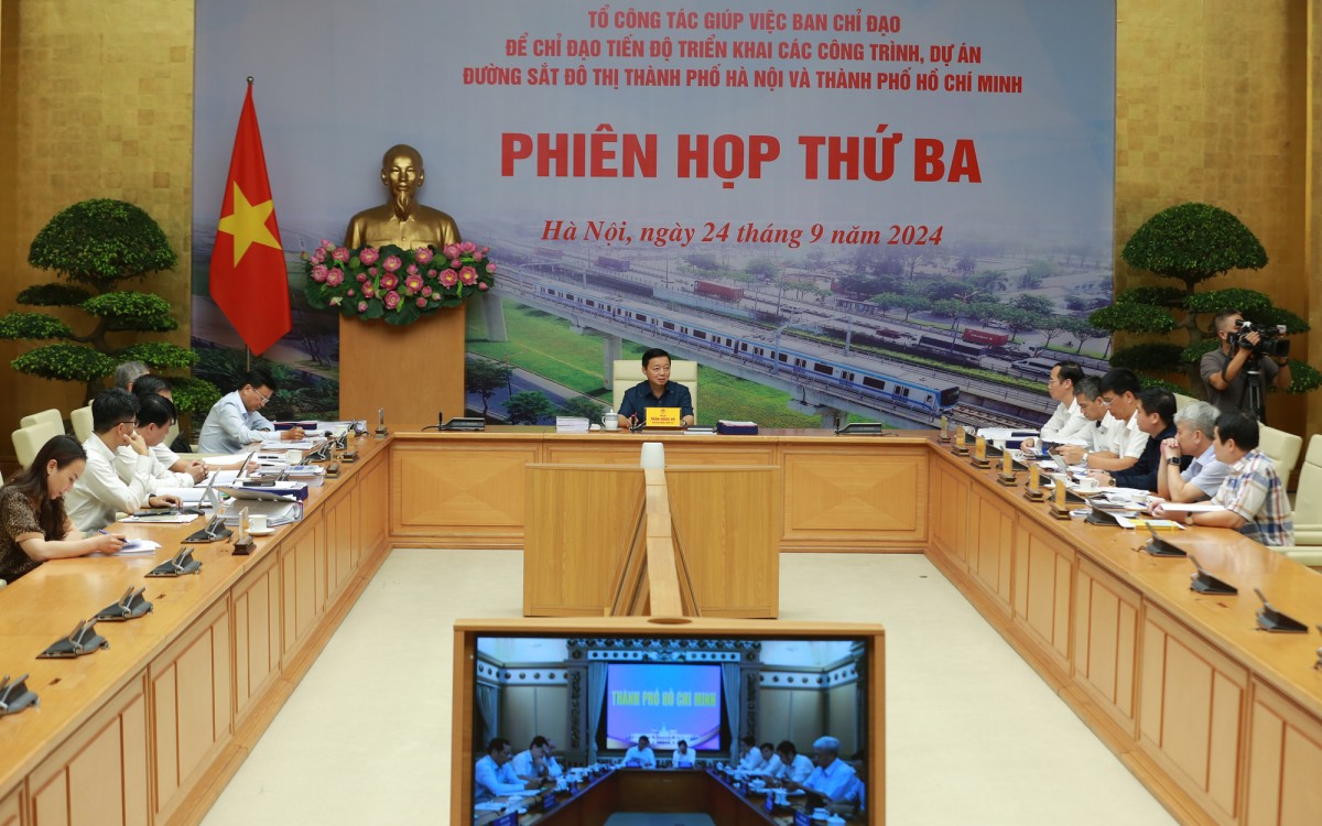 Phó Thủ tướng Trần Hồng Hà chủ trì phiên họp thứ ba của Tổ công tác giúp việc Ban Chỉ đạo để chỉ đạo tiến độ triển khai các công trình, dự án đường sắt đô thị TP. Hà Nội và TPHCM. Phó Thủ tướng Trần Hồng Hà chủ trì phiên họp thứ ba của Tổ công tác giúp việc Ban Chỉ đạo để chỉ đạo tiến độ triển khai các công trình, dự án đường sắt đô thị TP. Hà Nội và TPHCM.