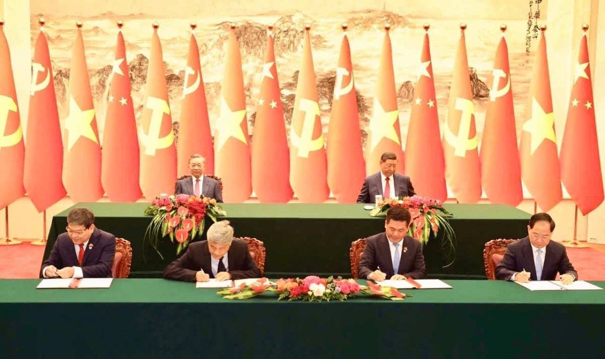 Bài 2: ''Trái ngọt" từ cơ chế hợp tác thực chất, định vị mới trong quan hệ thương mại Bài 2: ''Trái ngọt" từ cơ chế hợp tác thực chất, định vị mới trong quan hệ thương mại