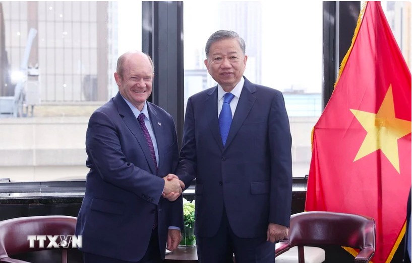 Tổng Bí thư, Chủ tịch nước Tô Lâm tiếp Thượng nghị sỹ Hoa Kỳ Chris Coons. (Ảnh: Lâm Khánh/TTXVN) Tổng Bí thư, Chủ tịch nước Tô Lâm tiếp Thượng nghị sỹ Hoa Kỳ Chris Coons. (Ảnh: Lâm Khánh/TTXVN)