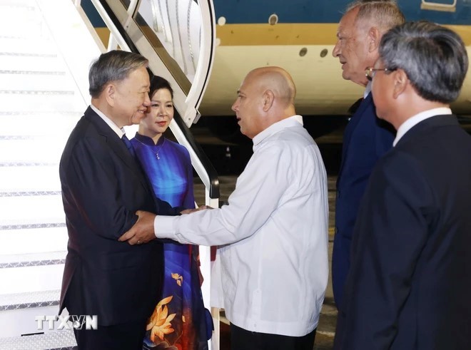 Tổng Bí thư, Chủ tịch nước Tô Lâm đến La Habana, bắt đầu thăm cấp Nhà nước Cộng hoà Cuba Tổng Bí thư, Chủ tịch nước Tô Lâm đến La Habana, bắt đầu thăm cấp Nhà nước Cộng hoà Cuba
