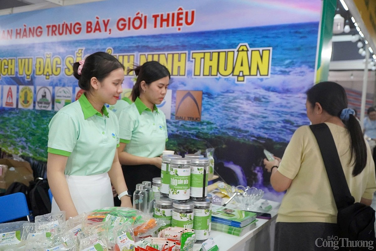 TP. Hồ Chí Minh: Hàng nghìn đặc sản vùng miền quy tụ tại hội nghị kết nối cung cầu
