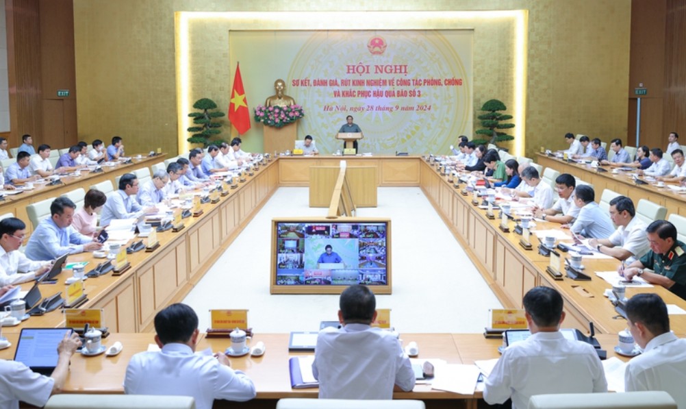 Hội nghị trực tuyến sơ kết, đánh giá, rút kinh nghiệm về công tác phòng chống và khắc phục hậu quả bão số 3. (Ảnh: VGP/Nhật Bắc) Hội nghị trực tuyến sơ kết, đánh giá, rút kinh nghiệm về công tác phòng chống và khắc phục hậu quả bão số 3. (Ảnh: VGP/Nhật Bắc)