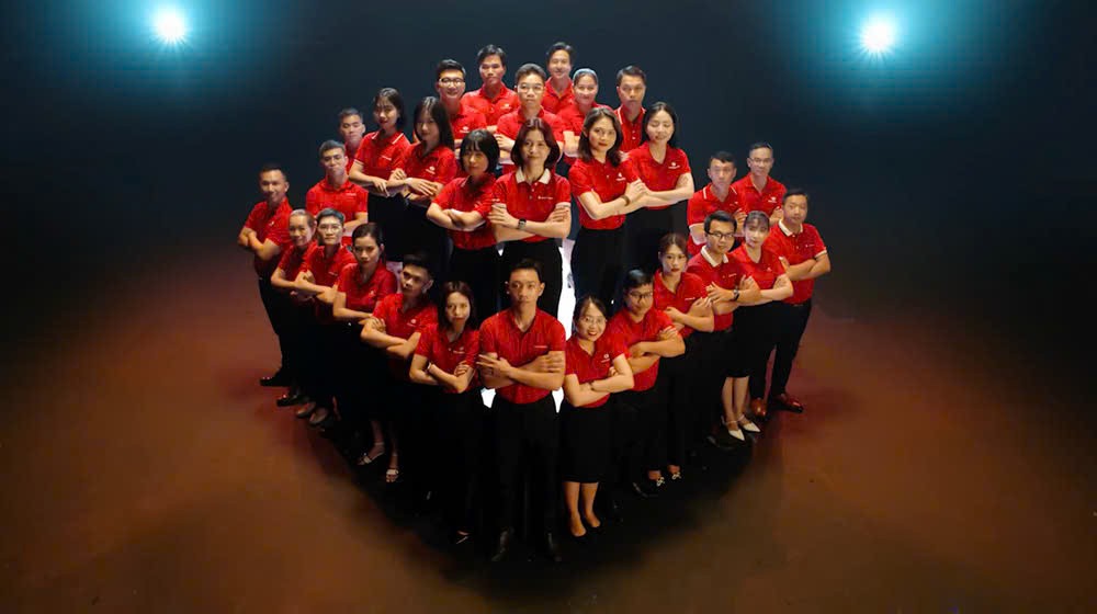 “Tiến tới ước mơ” cùng Techcombank chạm đến hàng triệu con tin “Tiến tới ước mơ” cùng Techcombank chạm đến hàng triệu con tin