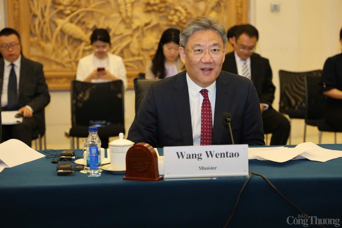 Bộ trưởng Nguyễn Hồng Diên đồng chủ trì Kỳ họp 13 Ủy ban hợp tác kinh tế, thương mại Việt - Trung Bộ trưởng Nguyễn Hồng Diên đồng chủ trì Kỳ họp 13 Ủy ban hợp tác kinh tế, thương mại Việt - Trung