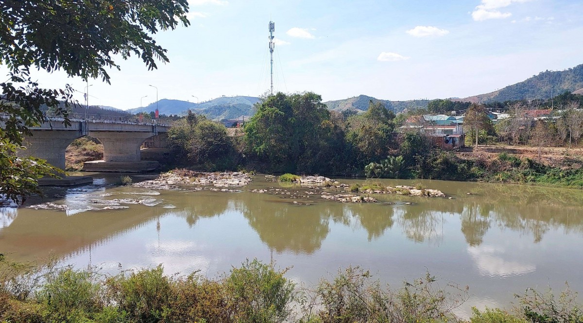 Việt Nam đang gặp phải nhiều thách thức trong an ninh nguồn nước Việt Nam đang gặp phải nhiều thách thức trong an ninh nguồn nước