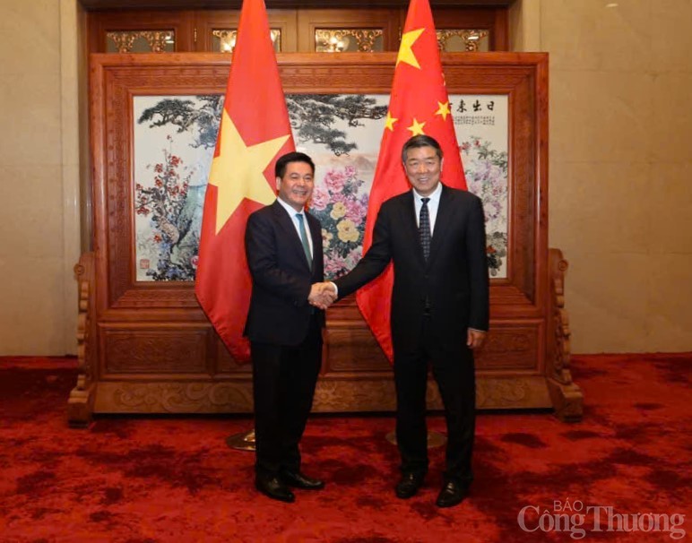 Chùm ảnh: Bộ trưởng Nguyễn Hồng Diên hội kiến Phó Thủ tướng Quốc vụ viện Trung Quốc