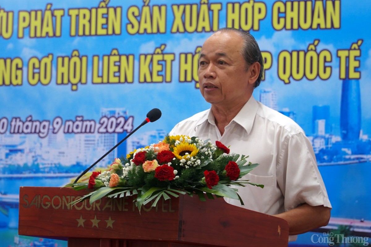 Ông Nguyễn Đình Phúc – Phó Chủ tịch Liên hiệp các Hội Khoa học và Kỹ thuật TP. Đà Nẵng Ông Nguyễn Đình Phúc – Phó Chủ tịch Liên hiệp các Hội Khoa học và Kỹ thuật TP. Đà Nẵng