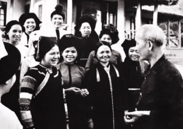 Chặng đường 94 năm công tác dân vận của Đảng Chặng đường 94 năm công tác dân vận của Đảng