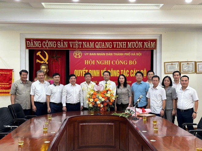 Nhân sự 2/10: Tổng Công ty Đường sắt bổ nhiệm lãnh đạo; UBND TP. Hà Nội điều động nhân sự Nhân sự 2/10: Tổng Công ty Đường sắt bổ nhiệm lãnh đạo; UBND TP. Hà Nội điều động nhân sự