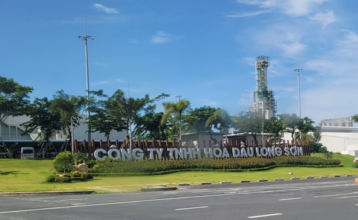 Nhà đầu tư đang nhìn thấy những cơ hội mới trong ngành công nghiệp hoá chất Nhà đầu tư đang nhìn thấy những cơ hội mới trong ngành công nghiệp hoá chất