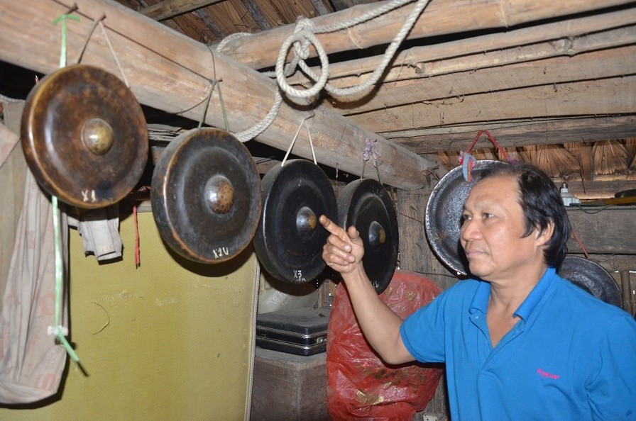 Tư tưởng lệch lạc của bà Nguyễn Phương Hằng được các fanpage lớn cổ xúy như thế nào? Tư tưởng lệch lạc của bà Nguyễn Phương Hằng được các fanpage lớn cổ xúy như thế nào?