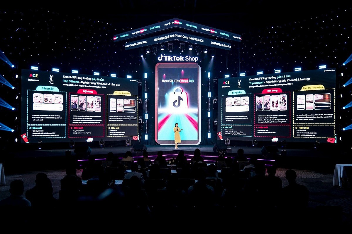 YSL nhanh chóng vươn lên vị trí thứ 3 trong danh mục Sức khỏe & Làm đẹp của TikTok Shop YSL nhanh chóng vươn lên vị trí thứ 3 trong danh mục Sức khỏe & Làm đẹp của TikTok Shop