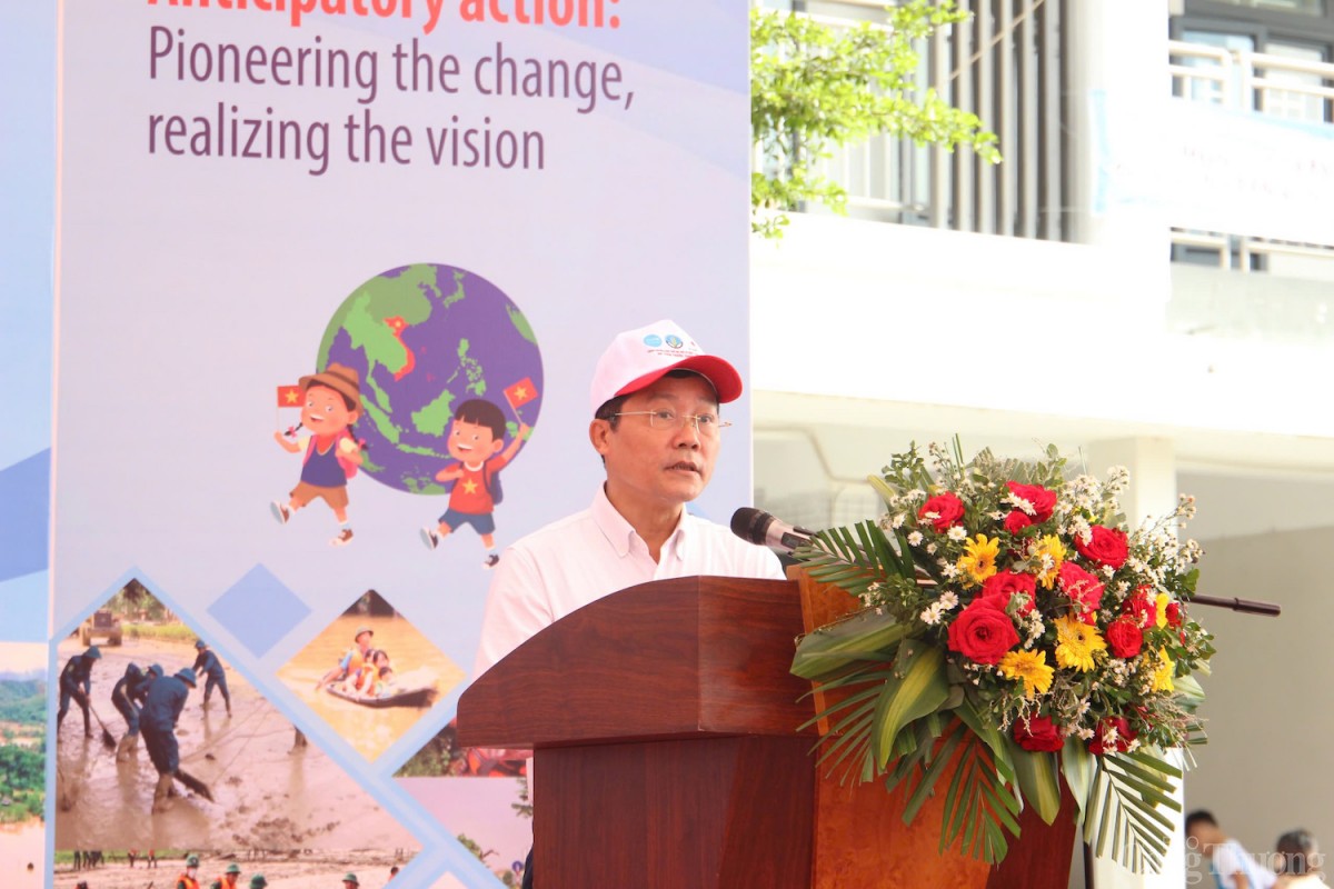 Ông Nguyễn Văn Tiến, Phó cục trưởng Cục Quản lý đê điều và Phòng chống thiên tai (Bộ Nông nghiệp và Phát triển nông thôn) Ông Nguyễn Văn Tiến, Phó cục trưởng Cục Quản lý đê điều và Phòng chống thiên tai (Bộ Nông nghiệp và Phát triển nông thôn)