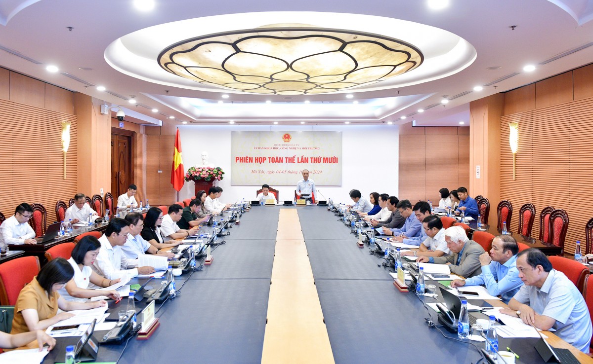 thẩm tra dự án Luật Công nghiệp công nghệ số thẩm tra dự án Luật Công nghiệp công nghệ số