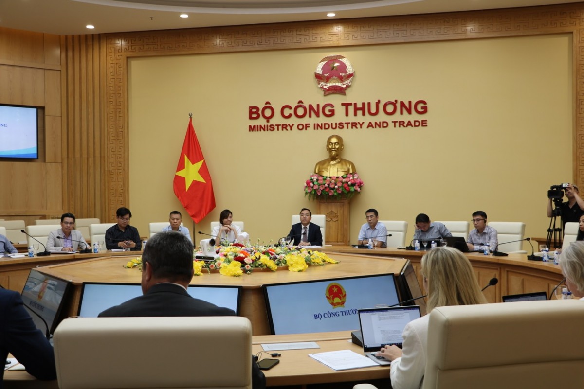 Thứ trưởng Nguyễn Hoàng Long làm việc với EU, Vương quốc Anh về JETP