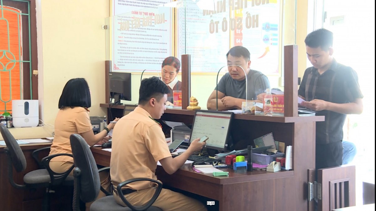 Công an Quảng Ninh khuyến cáo người dân cần cảnh giác trước các thủ đoạn lừa đảo mới liên quan đến định danh biển số xe. Ảnh: Công an Quảng Ninh. Công an Quảng Ninh khuyến cáo người dân cần cảnh giác trước các thủ đoạn lừa đảo mới liên quan đến định danh biển số xe. Ảnh: Công an Quảng Ninh.