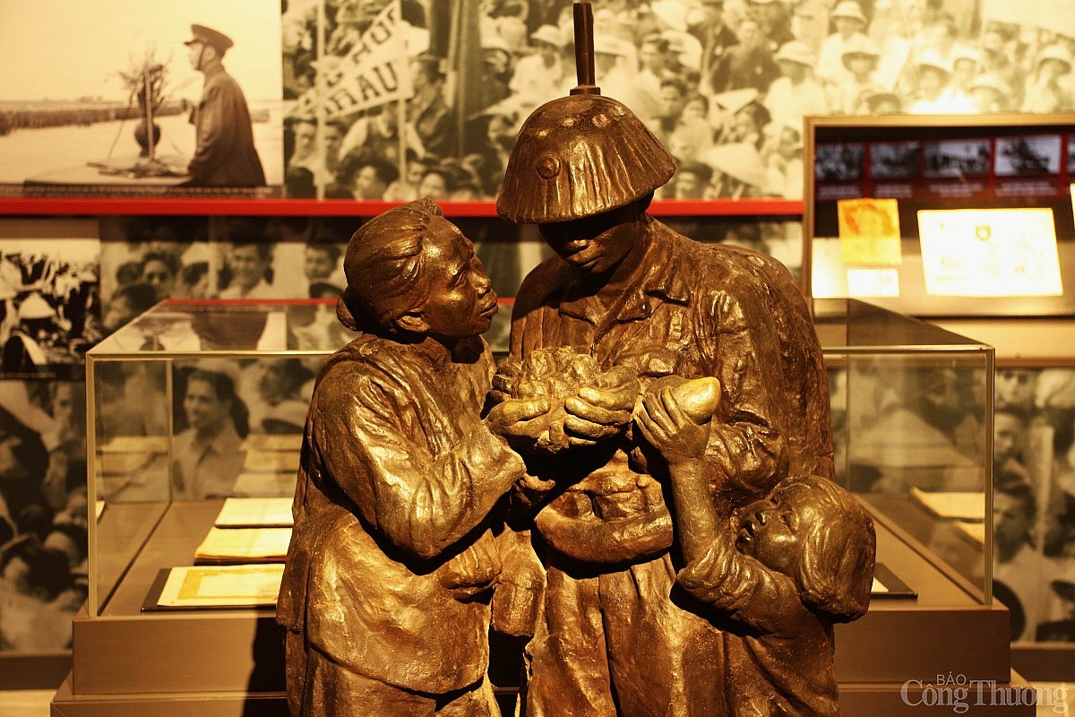 chùm ảnh: bảo tàng lịch sử quân sự