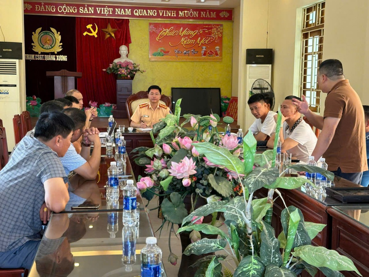 xe quá tải xe quá tải