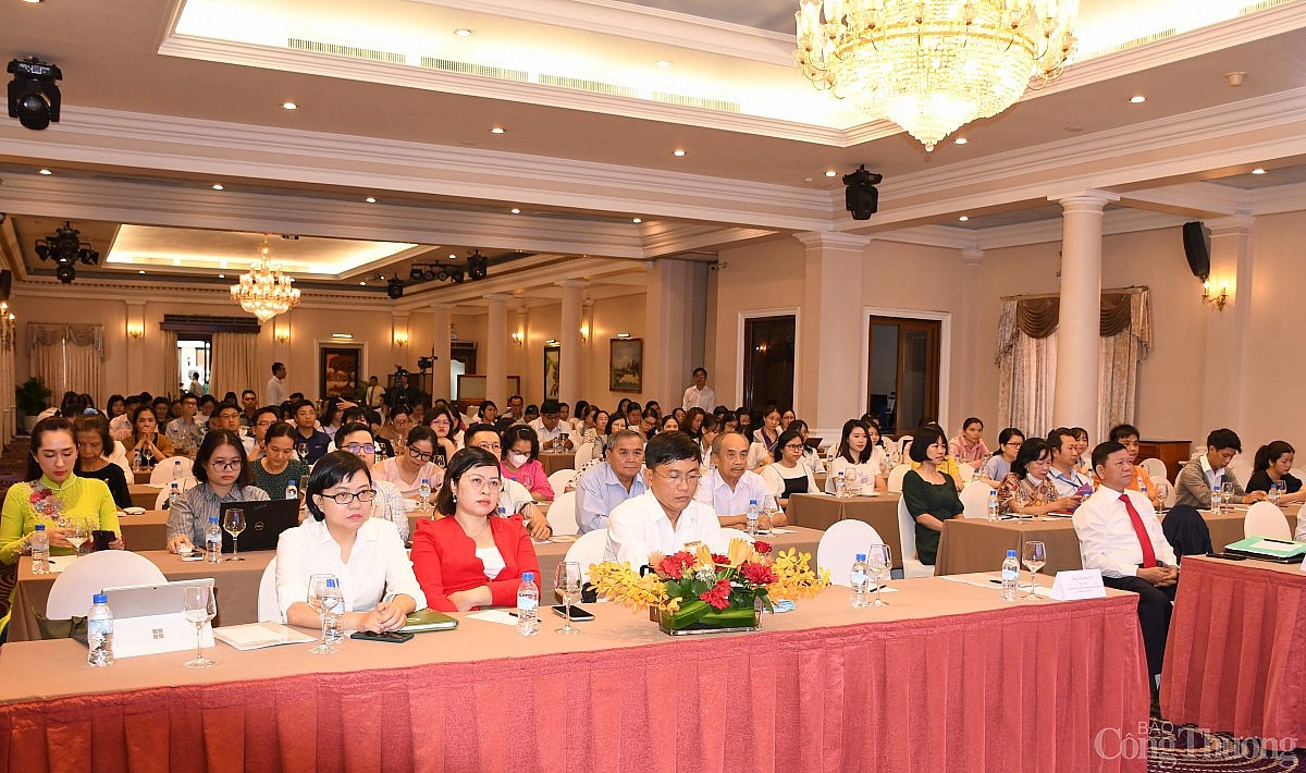 TP. Hồ Chí Minh đối thoại gỡ khó cho doanh nghiệp nhiều vấn đề “nóng” về pháp luật lao động, việc làm