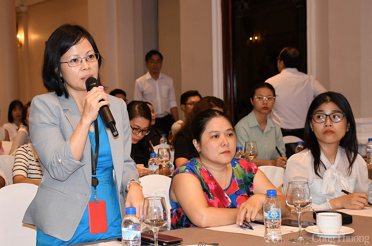 TP. Hồ Chí Minh đối thoại gỡ khó cho doanh nghiệp nhiều vấn đề “nóng” về pháp luật lao động, việc làm