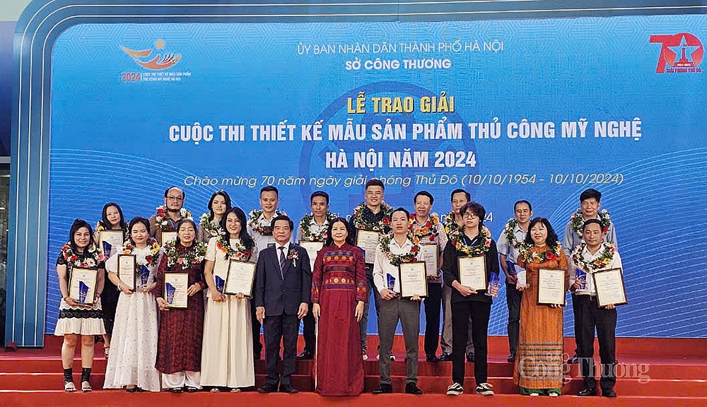 Vinh danh 90 tác phẩm đạt giải Cuộc thi Thiết kế mẫu sản phẩm thủ công mỹ nghệ Hà Nội năm 2024 Vinh danh 90 tác phẩm đạt giải Cuộc thi Thiết kế mẫu sản phẩm thủ công mỹ nghệ Hà Nội năm 2024