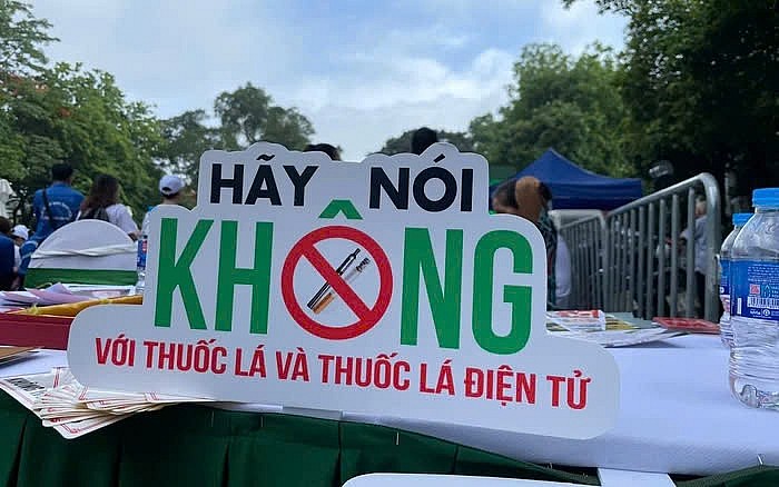 Chiến dịch truyền thông về tác hại của thuốc lá thế hệ mới là một bước đi quan trọng trong công cuộc phòng chống tác hại của thuốc lá tại Việt Nam. Chiến dịch truyền thông về tác hại của thuốc lá thế hệ mới là một bước đi quan trọng trong công cuộc phòng chống tác hại của thuốc lá tại Việt Nam.