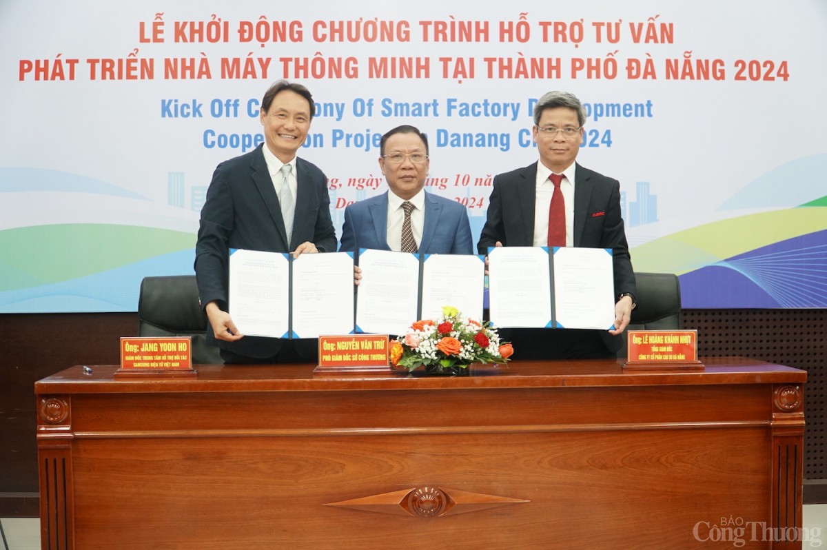 Ký kết hợp tác giữa Sở Công Thương TP. Đà Nẵng, Samsung Việt Nam và Công ty CP Cao su Đà Nẵng Ký kết hợp tác giữa Sở Công Thương TP. Đà Nẵng, Samsung Việt Nam và Công ty CP Cao su Đà Nẵng